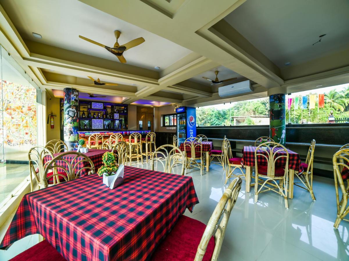 The Center Court Resort & Spa Varca Exterior photo
